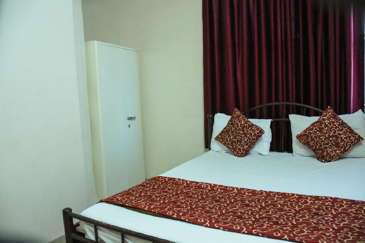 Hotel Dilip Indore Exterior photo