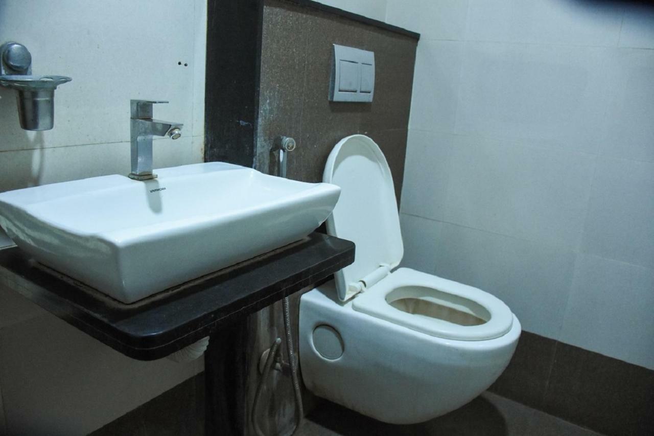 Hotel Dilip Indore Exterior photo